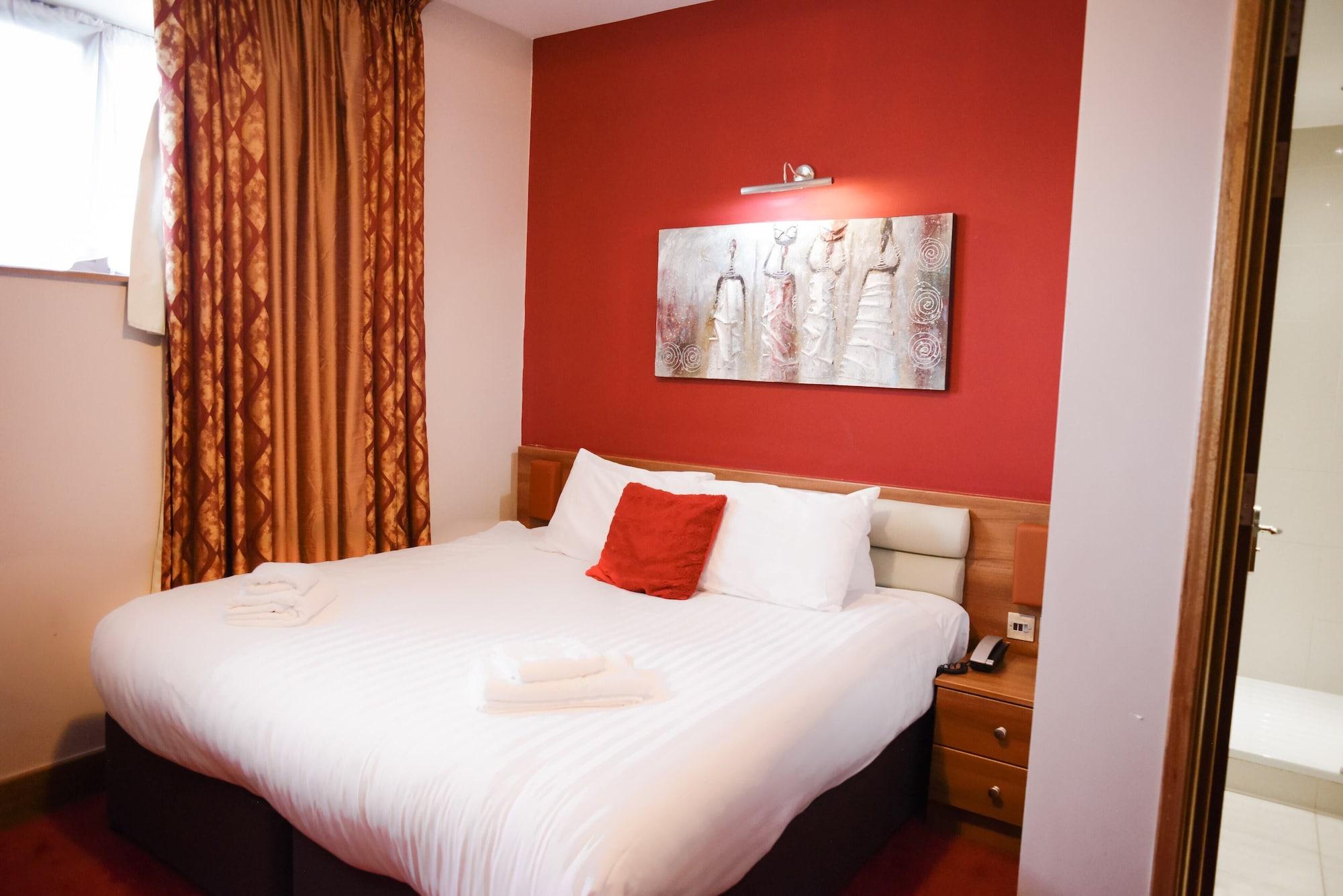 Airlink Hotel Хейс Экстерьер фото